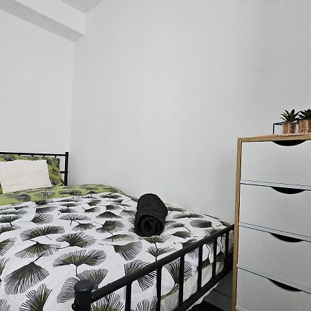 Guest House - Close To All Amenities Northampton Ngoại thất bức ảnh