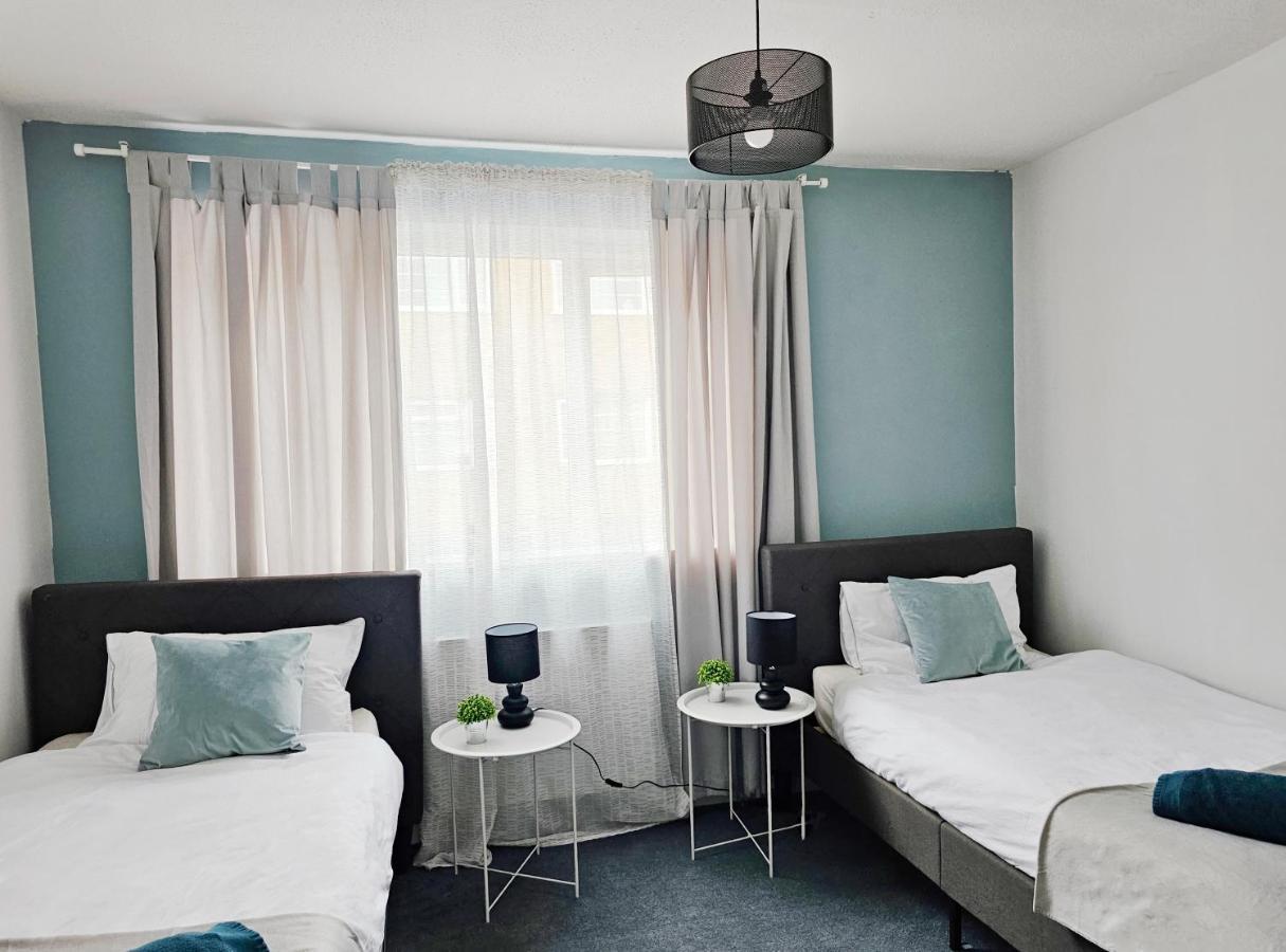 Guest House - Close To All Amenities Northampton Ngoại thất bức ảnh