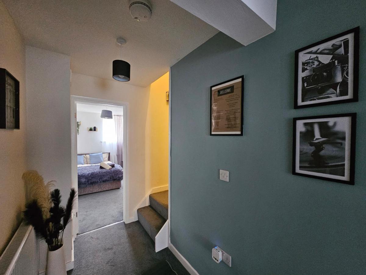 Guest House - Close To All Amenities Northampton Ngoại thất bức ảnh