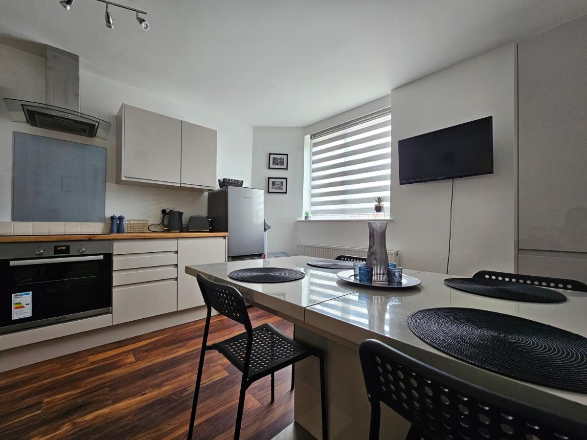 Guest House - Close To All Amenities Northampton Ngoại thất bức ảnh